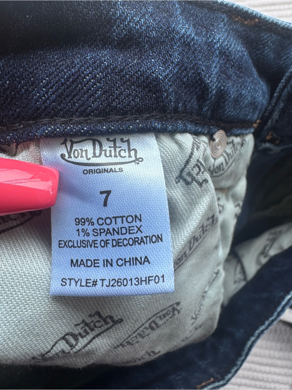 Von Dutch Graphic Jeans Y2K Dark Wash Flare Straight Leg Size 7/28 - Picture 7 of 9
